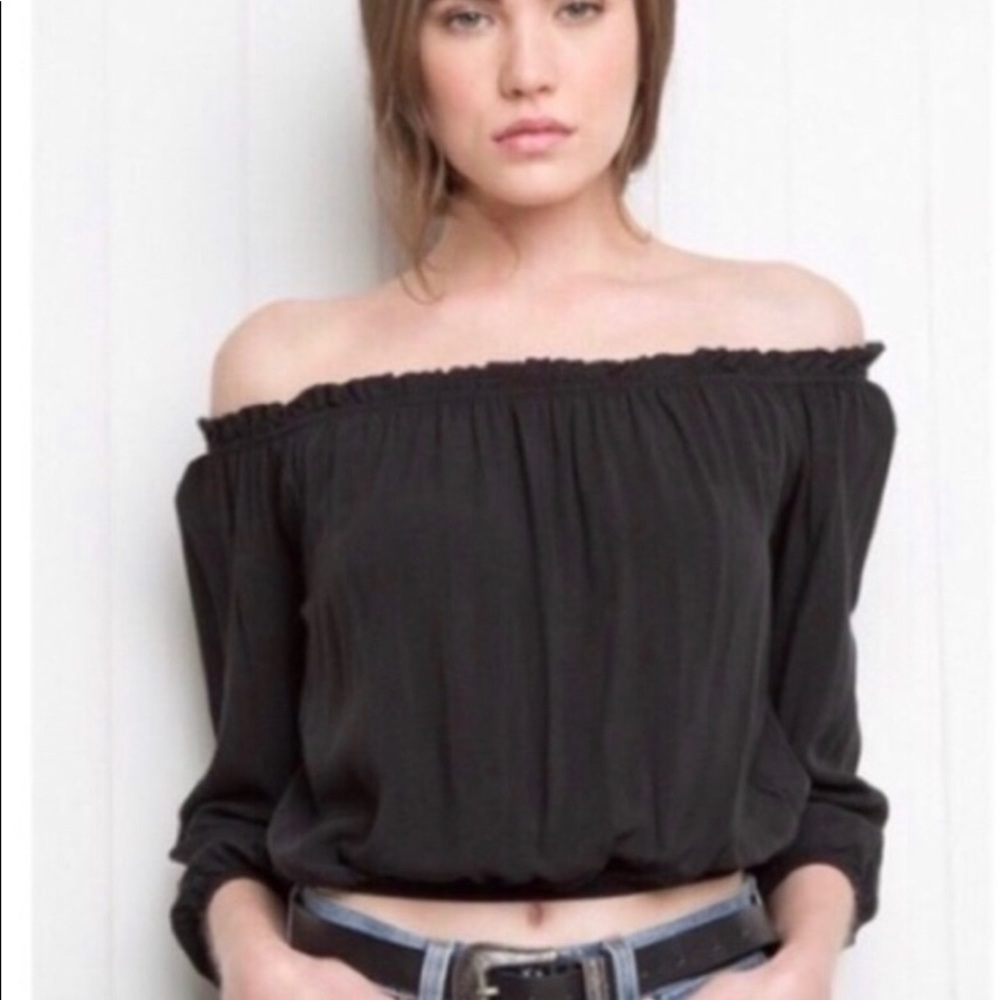 Brandy Melville Off-The-Shoulder Top